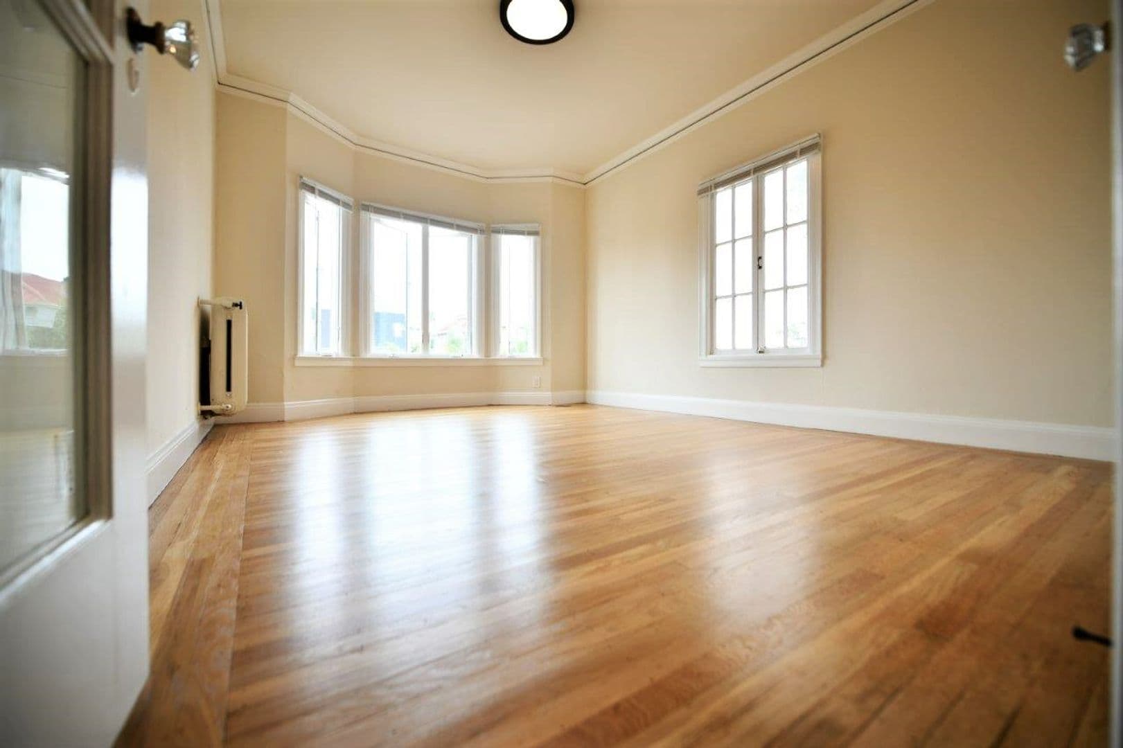 Oakland Apartment: 431 Lee Street