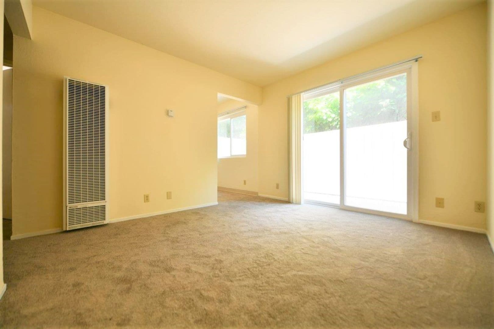 Oakland Apartment: 2801 Summit Street