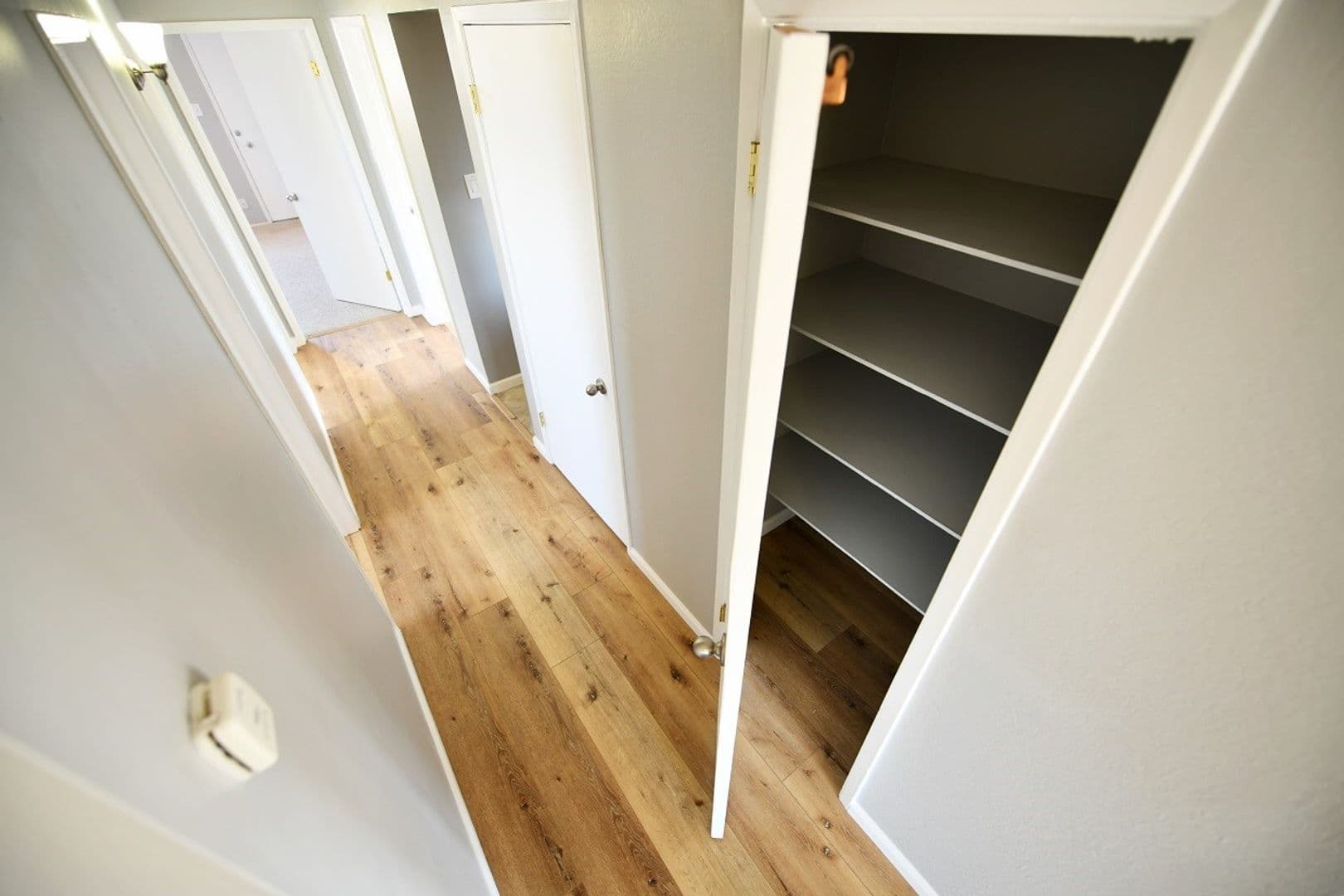Oakland Apartment: 398 Euclid Avenue