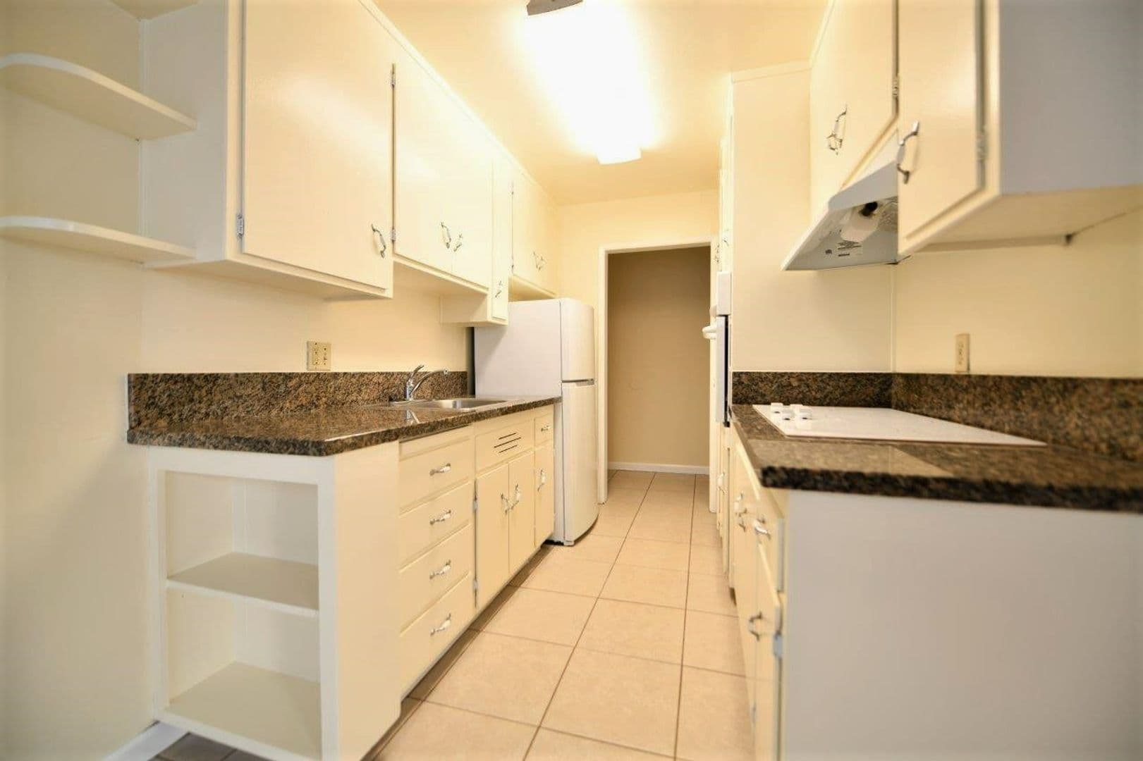 Oakland Apartment: 398 Euclid Avenue