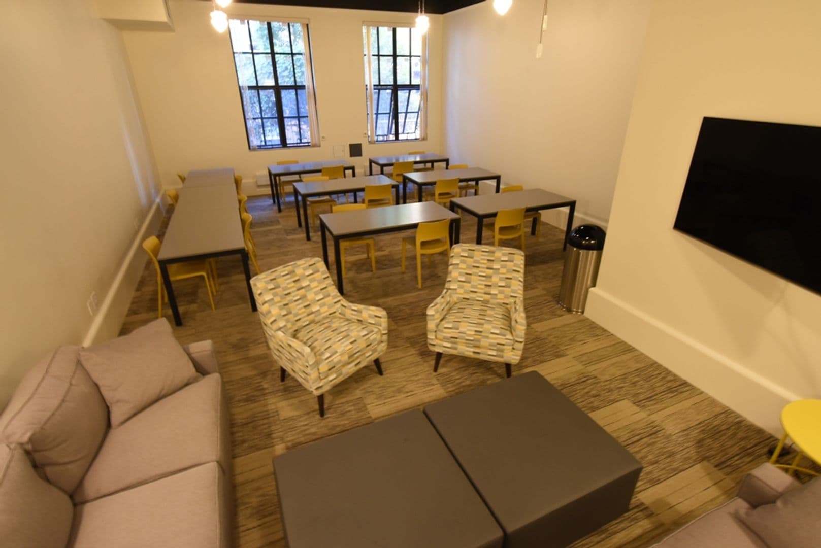 Berkeley Apartment: 2526 Durant Avenue