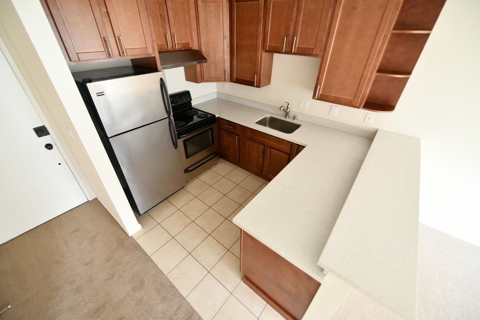 Oakland Apartment: 95 Linda Avenue
