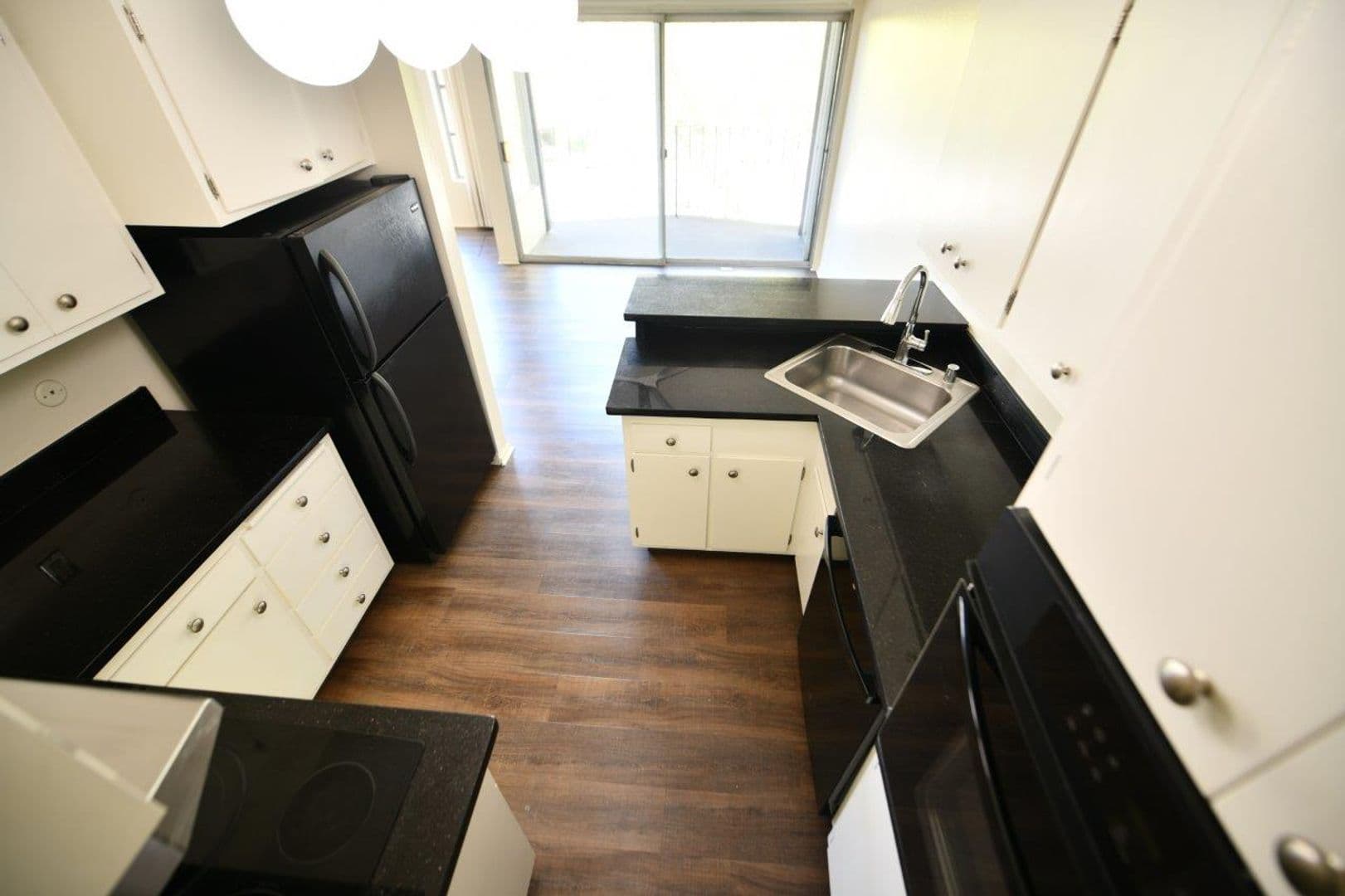Oakland Apartment: 5401 Broadway Terrace