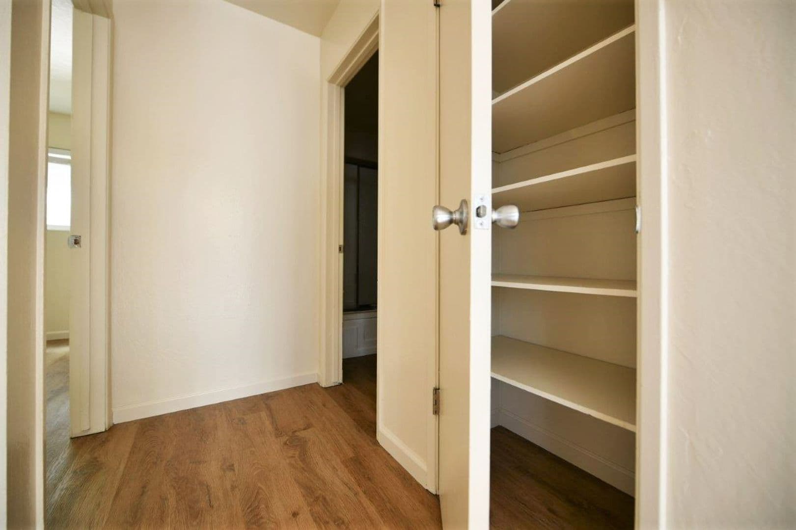 Berkeley Apartment: 2514 College Avenue
