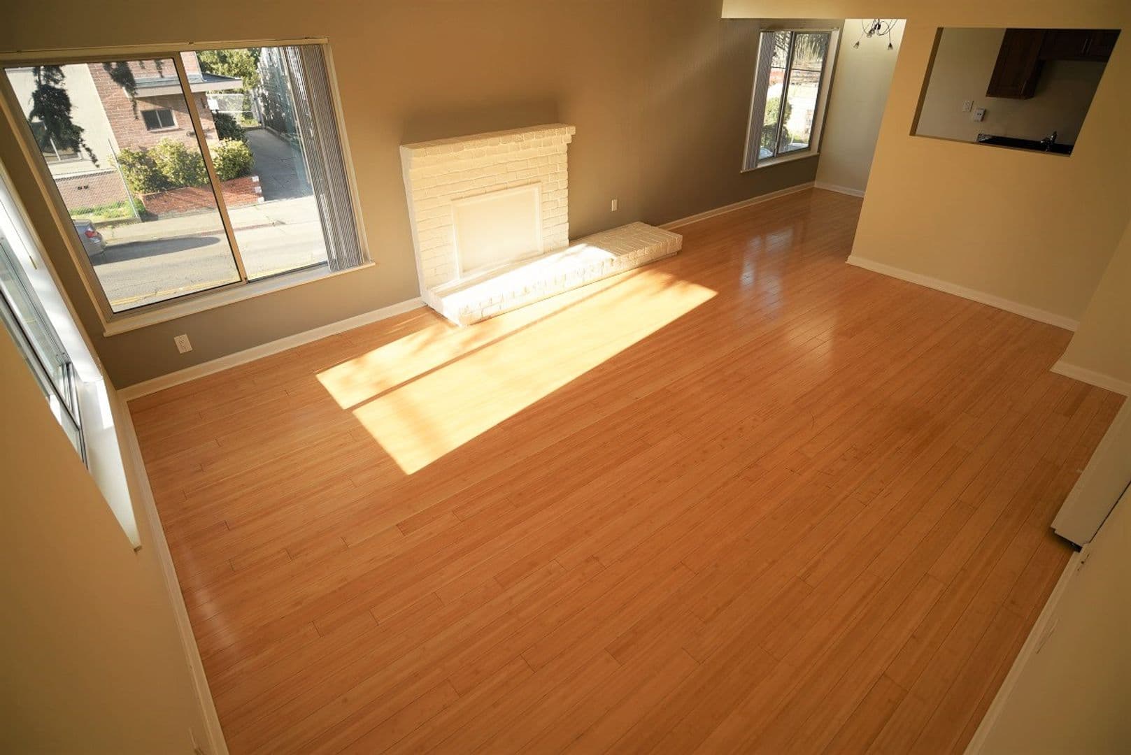 Oakland Apartment: 1738 4th Avenue