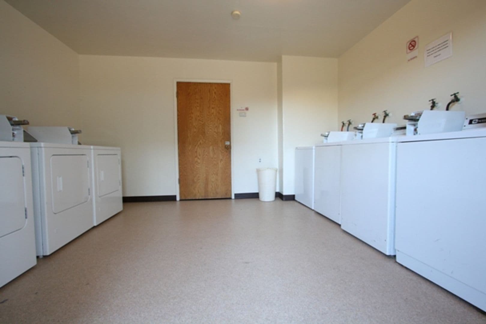 Alameda Apartment: 2031 Shoreline Drive