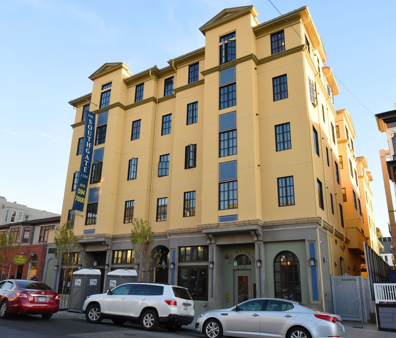 Berkeley Apartment: 2526 Durant Avenue