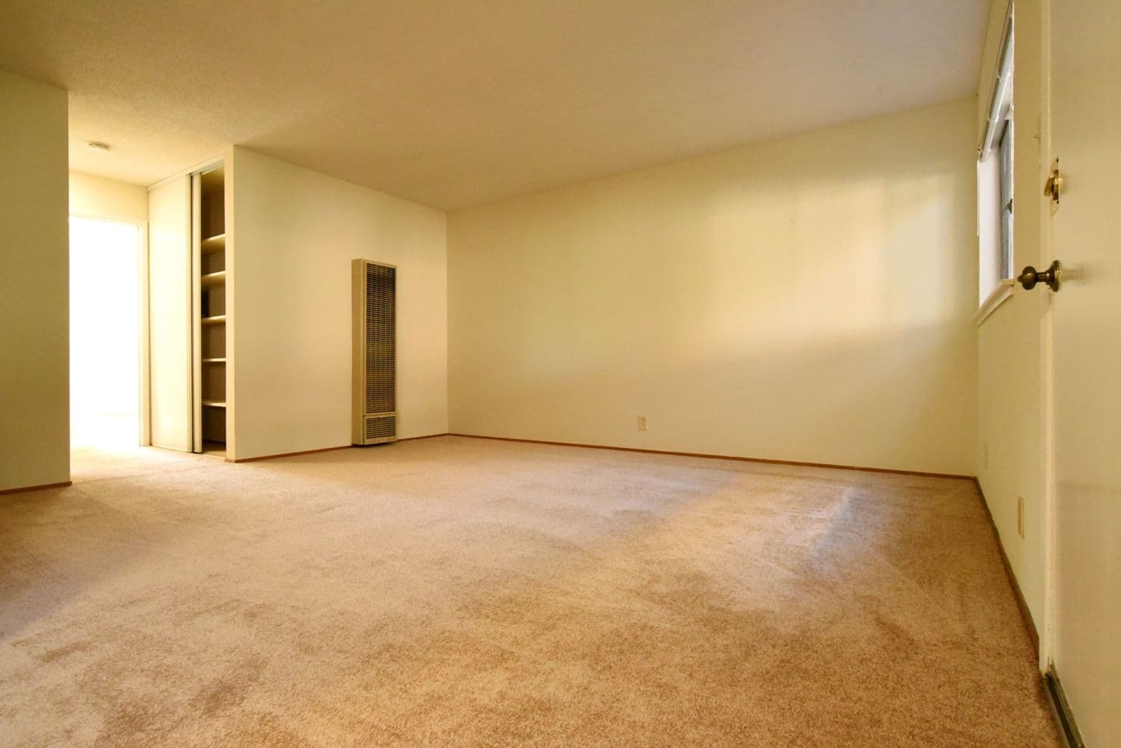 Berkeley Apartment: 1921 Francisco Street