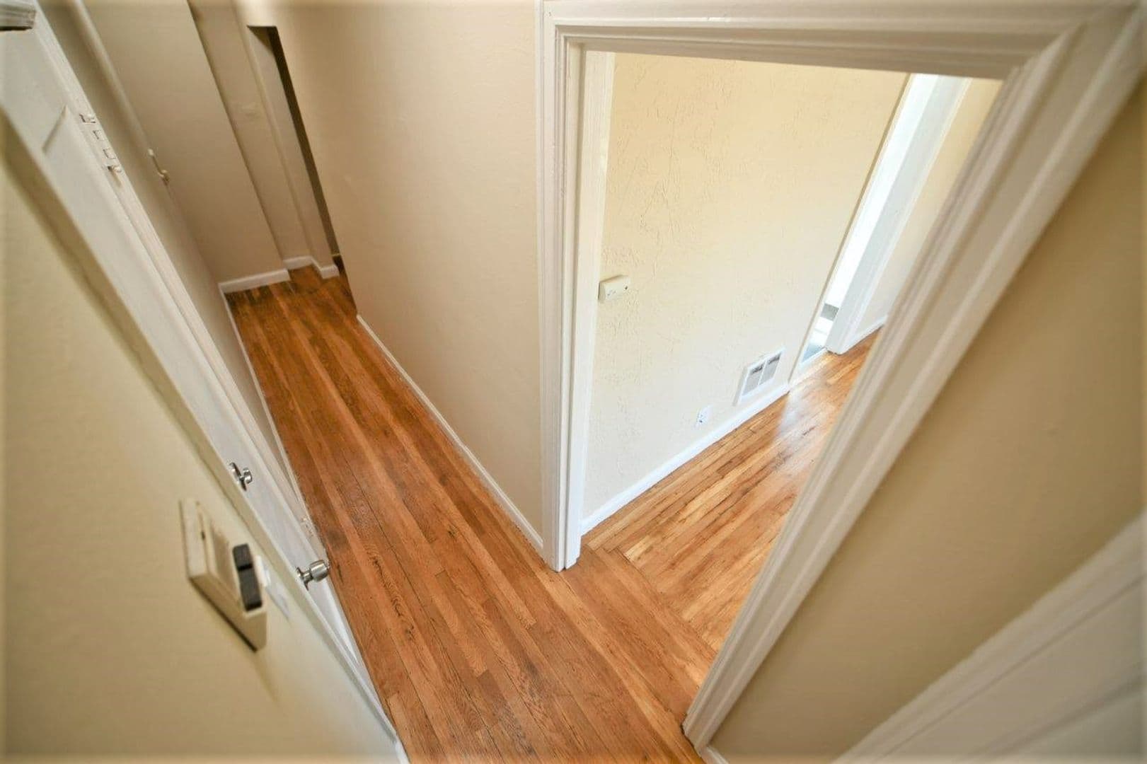 Oakland Apartment: 721 40th Street