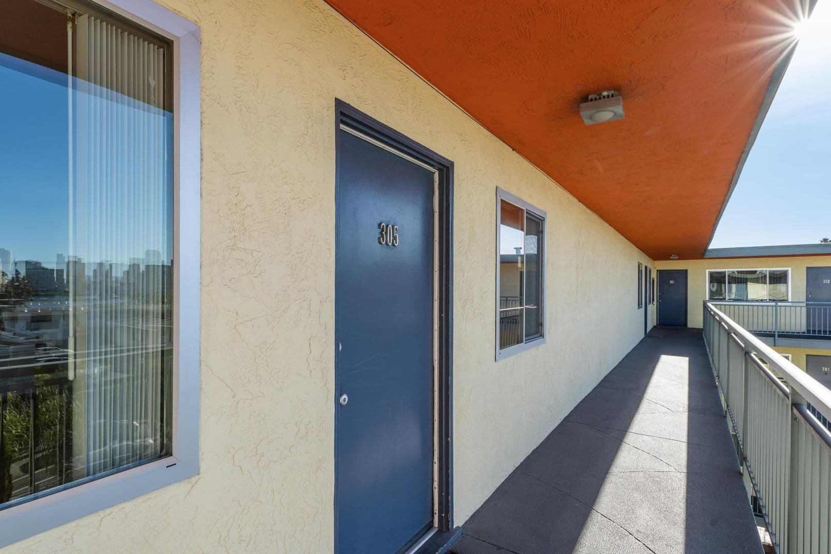 Oakland Apartment: 1738 4th Avenue