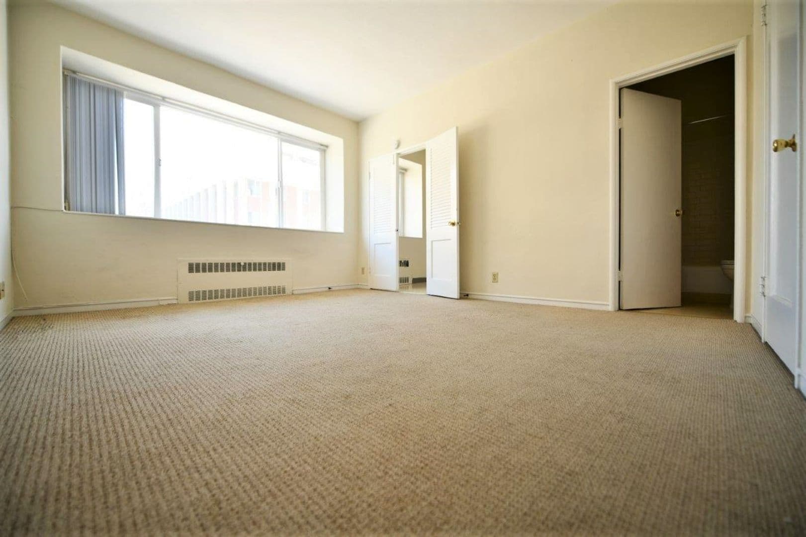Berkeley Apartment: 2468 Bancroft Way