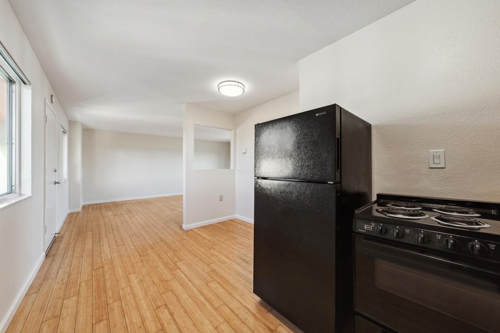 Oakland Apartment: 1738 4th Avenue