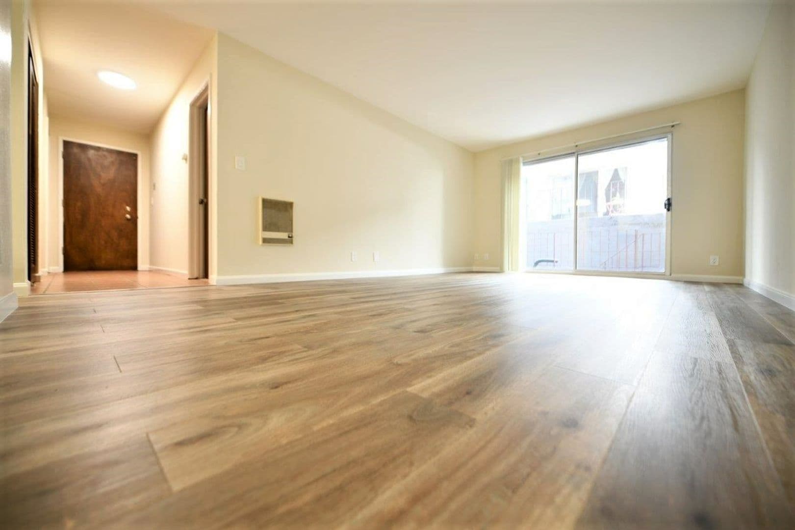 Oakland Apartment: 366 Euclid Avenue