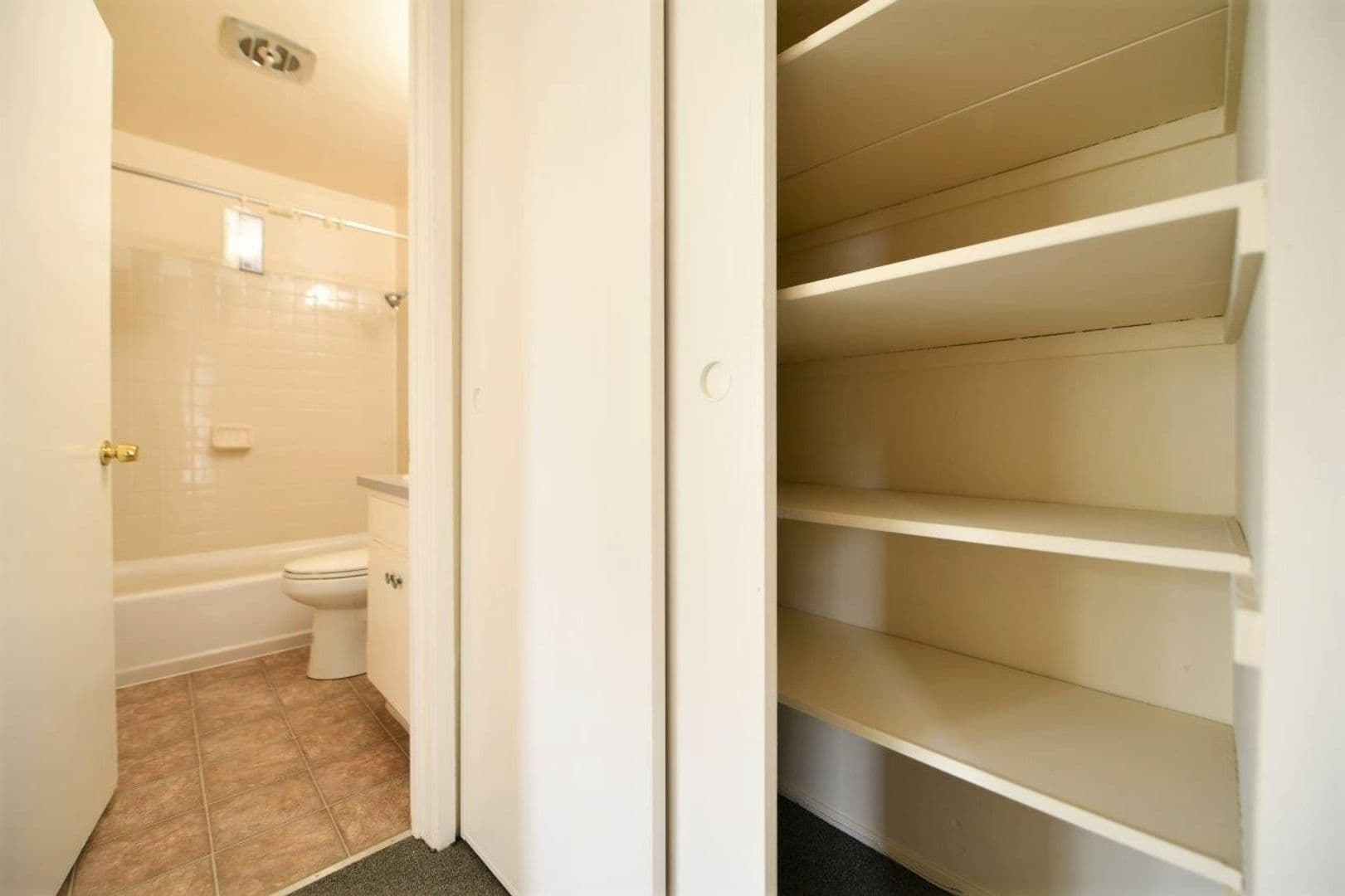 Berkeley Apartment: 2430 Dwight Way/2550 Telegraph Avenue