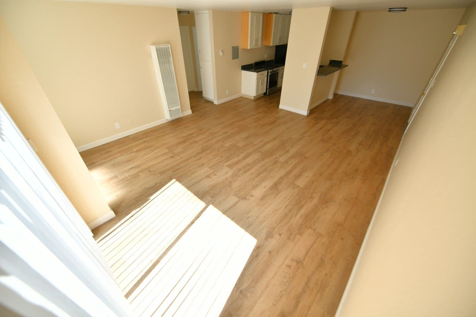 Berkeley Apartment: 2418 Dwight Way