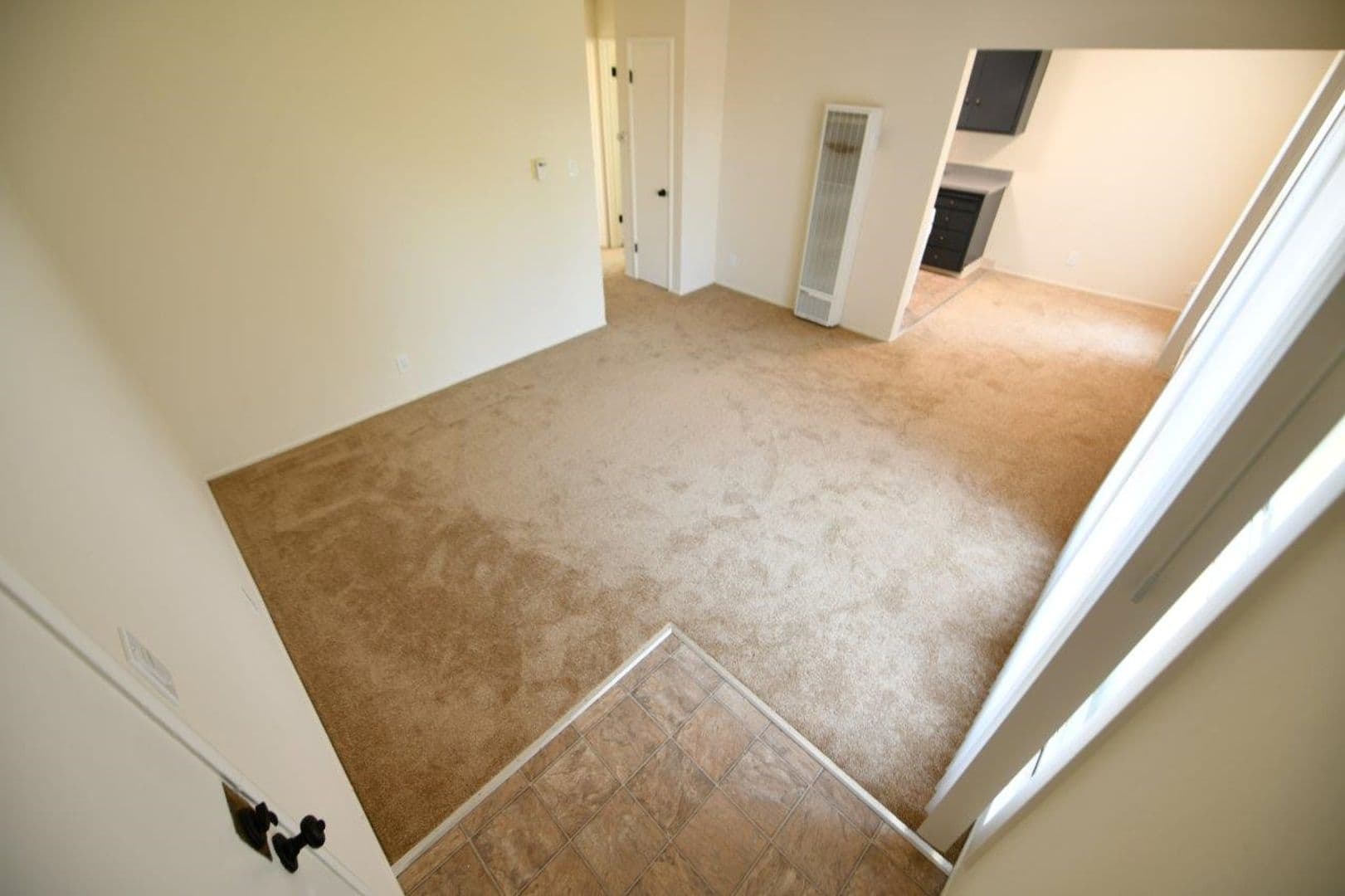 Oakland Apartment: 524 E. 17th Street