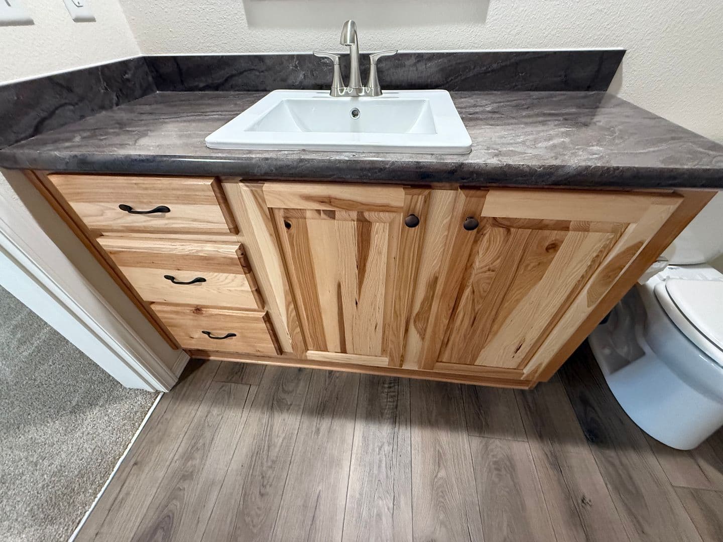 La Pine House: 53277 Big Timber Dr.