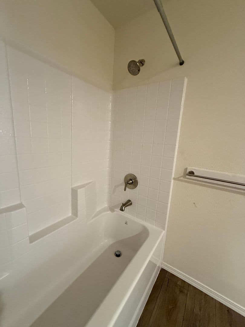 La Pine House: 53277 Big Timber Dr.