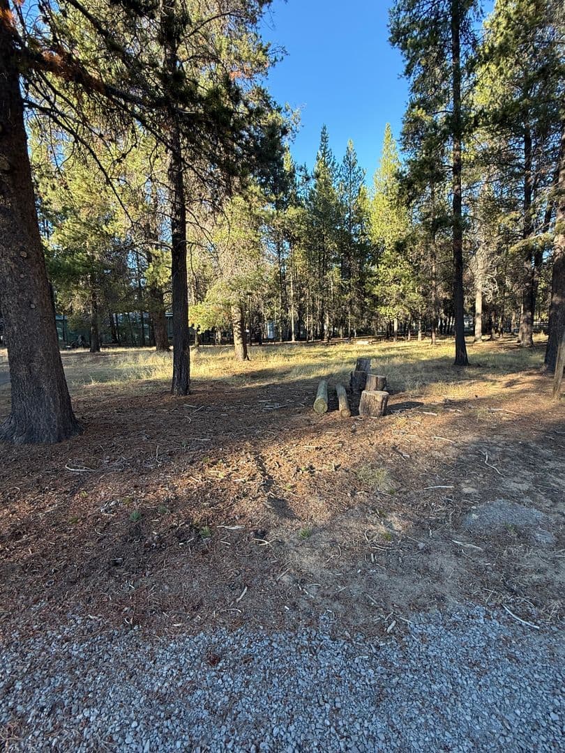 La Pine House: 53277 Big Timber Dr.