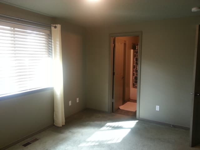 La Pine House: 16457 Cassidy