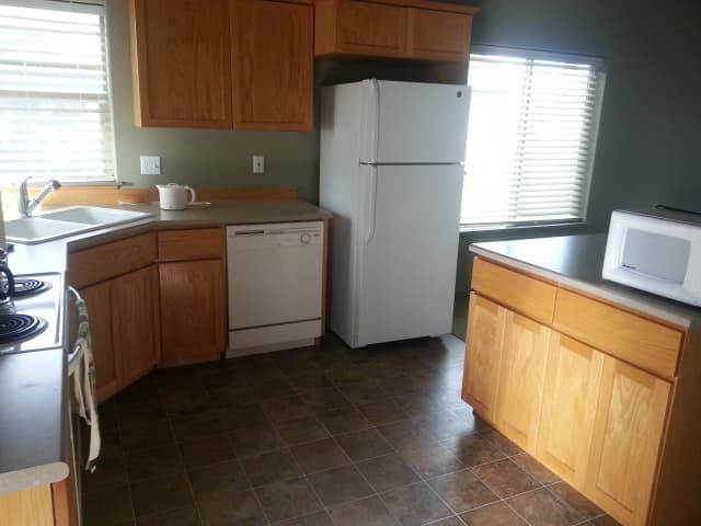 La Pine House: 16457 Cassidy