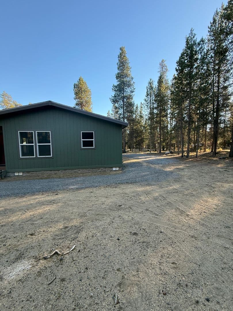 La Pine House: 53277 Big Timber Dr.