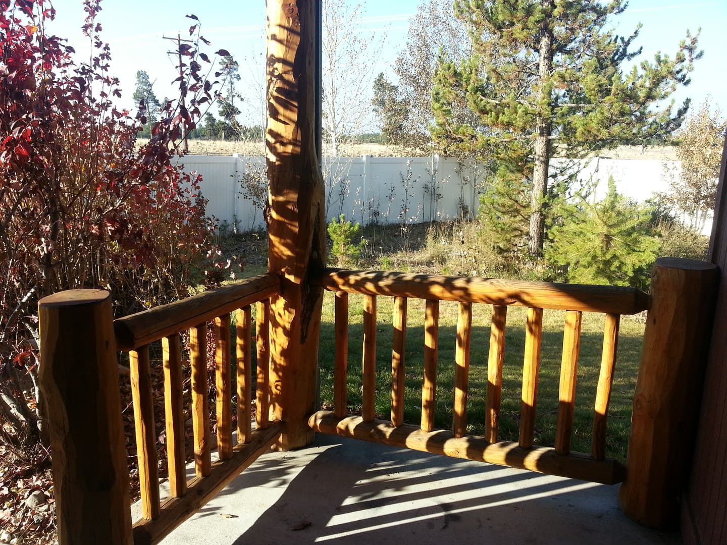 La Pine Apartment: 16406 Heath Dr