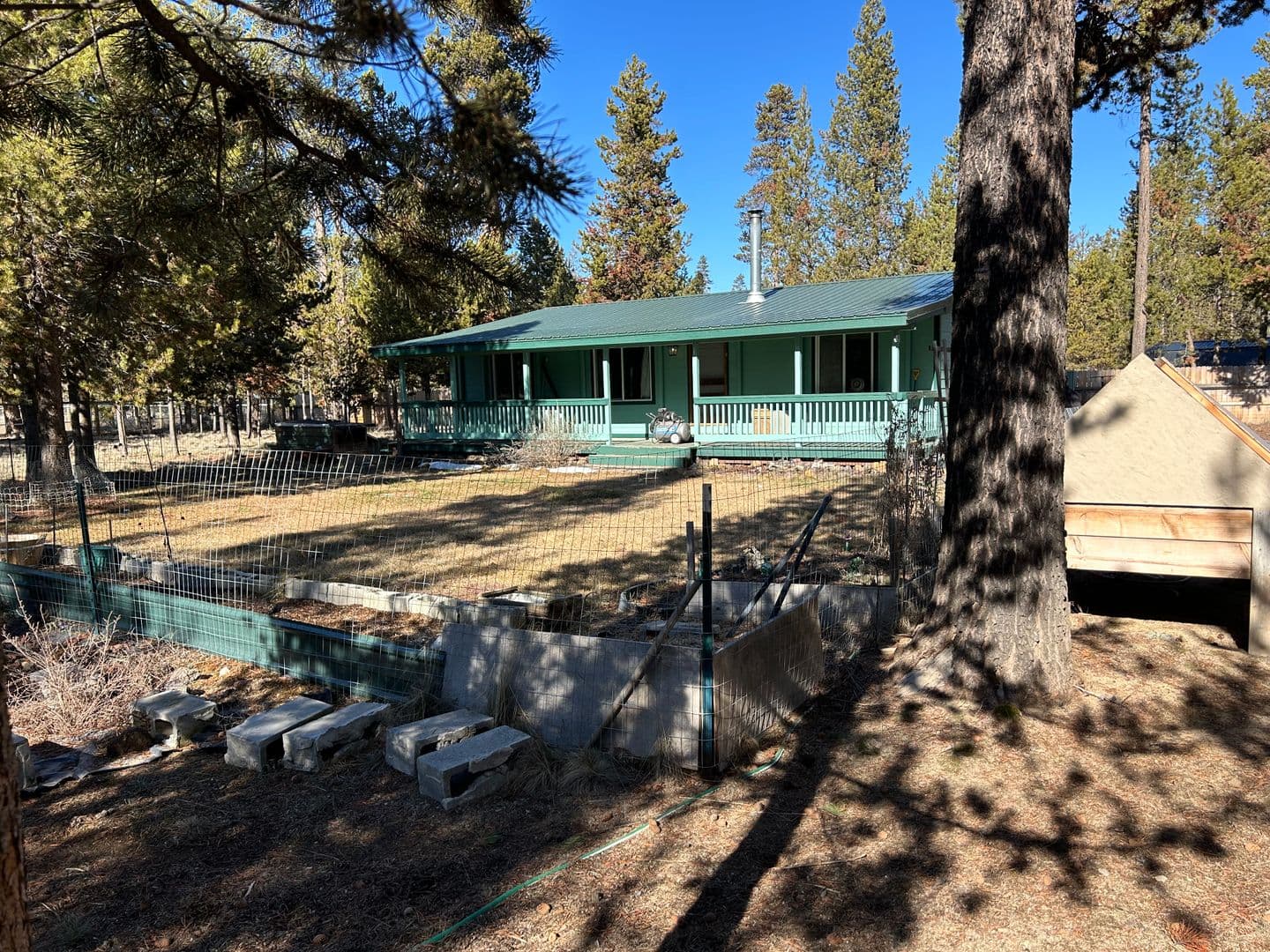 La Pine House: 52405 Antler Ln.