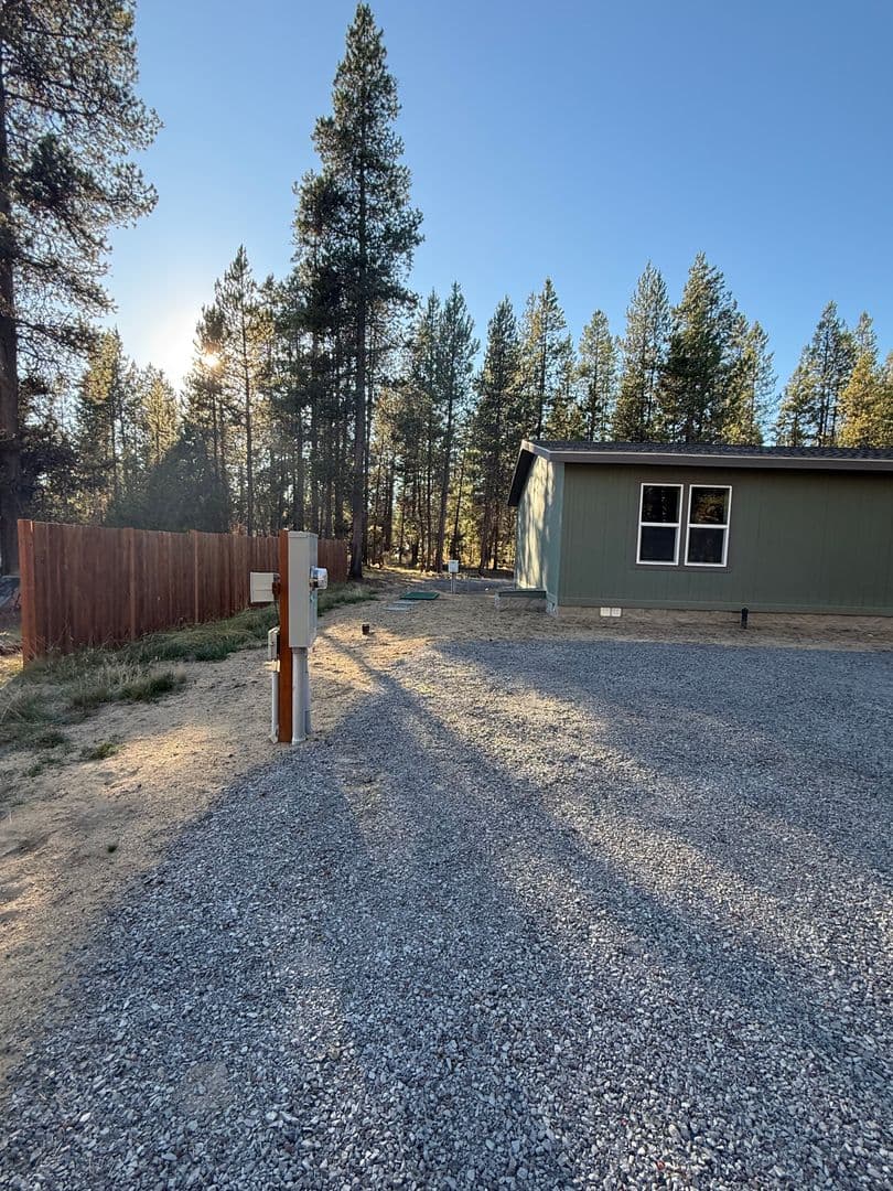 La Pine House: 53277 Big Timber Dr.