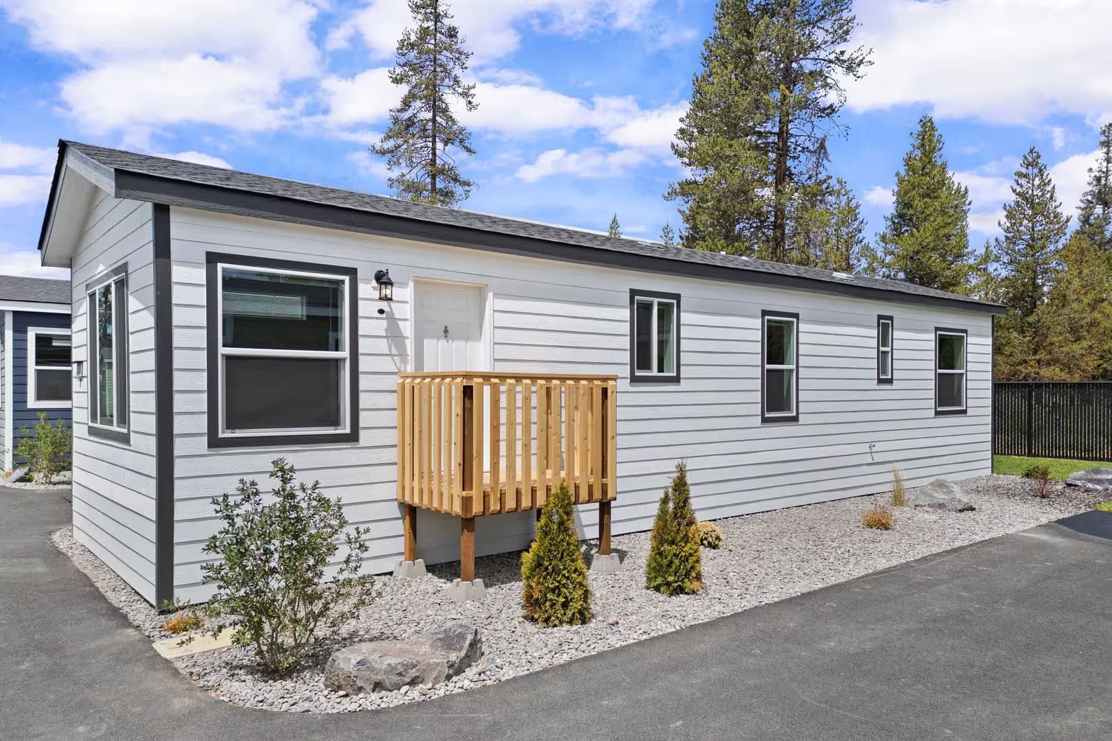 La Pine Apartment: 52663 Drafter Rd.