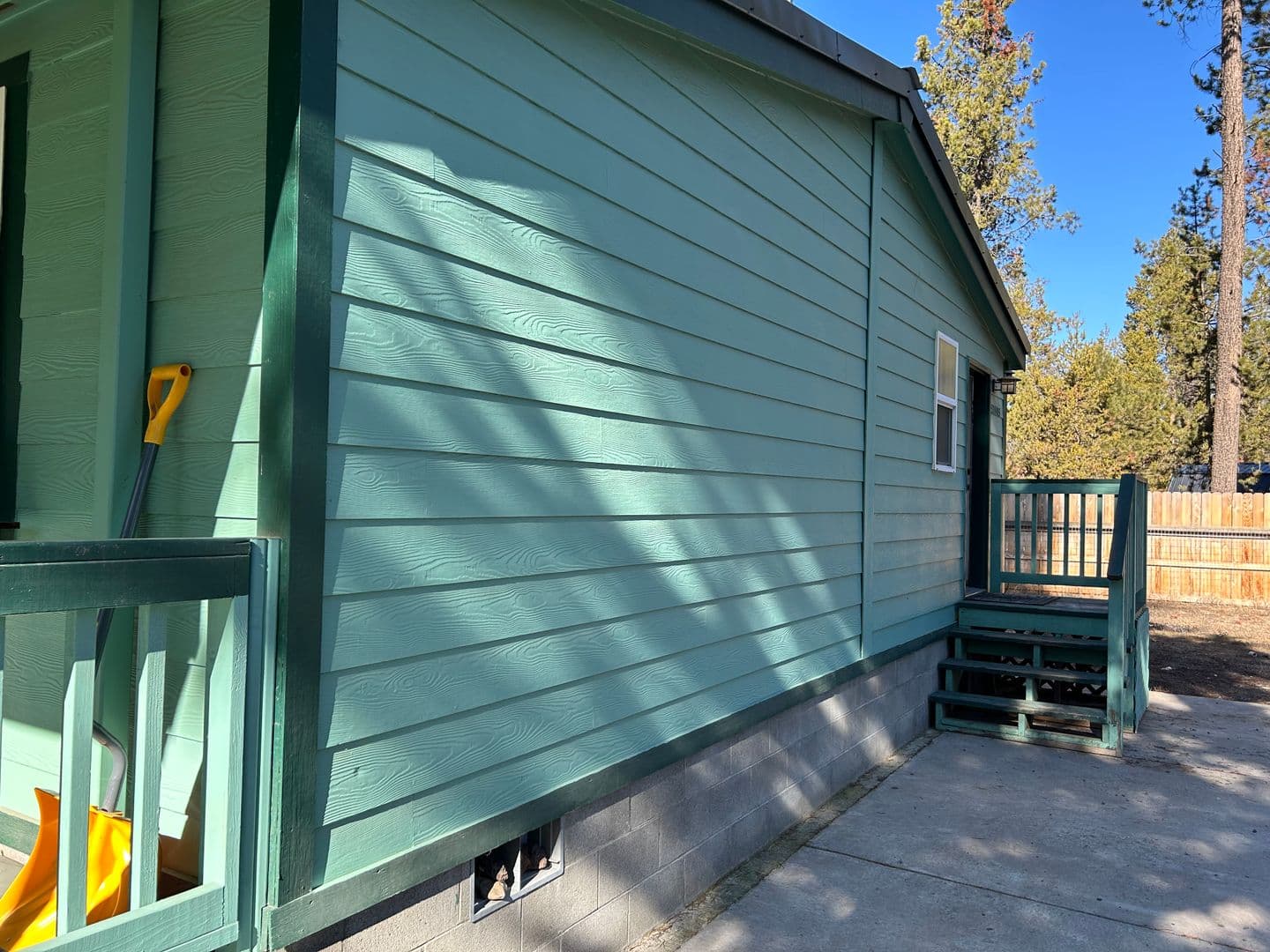 La Pine House: 52405 Antler Ln.