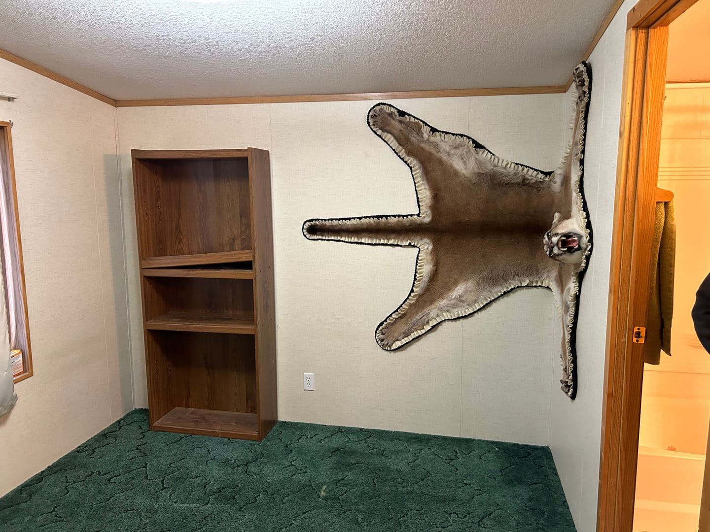 La Pine House: 52405 Antler Ln.