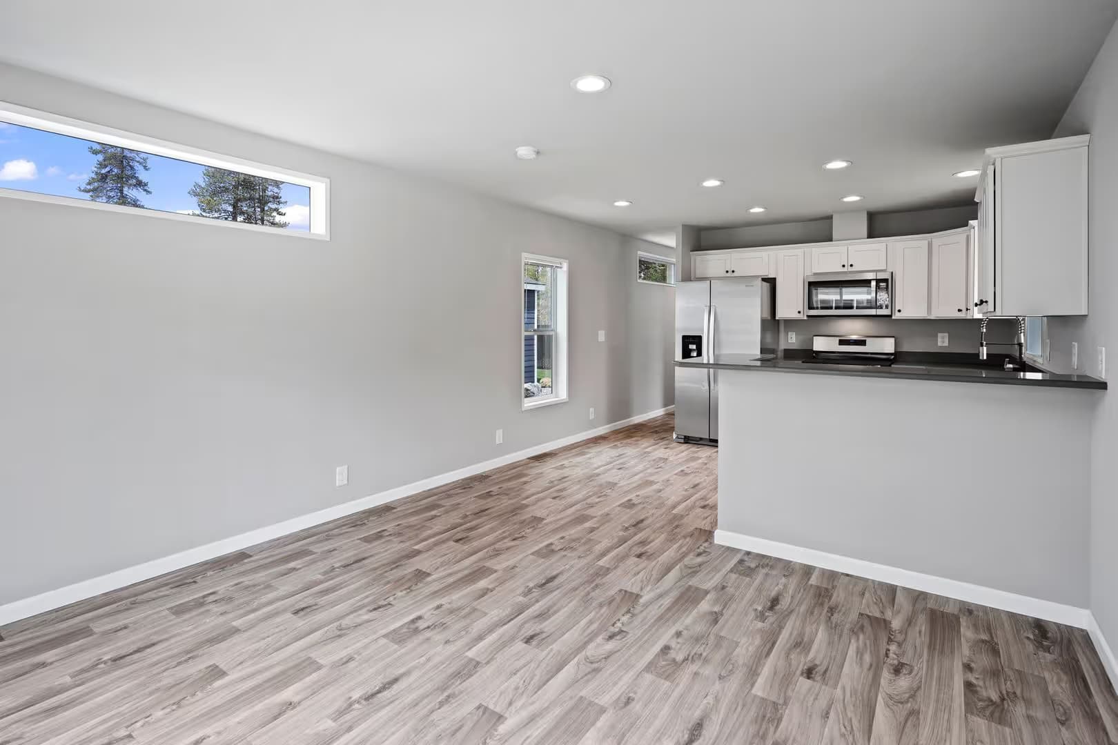 La Pine Apartment: 52663 Drafter Rd.