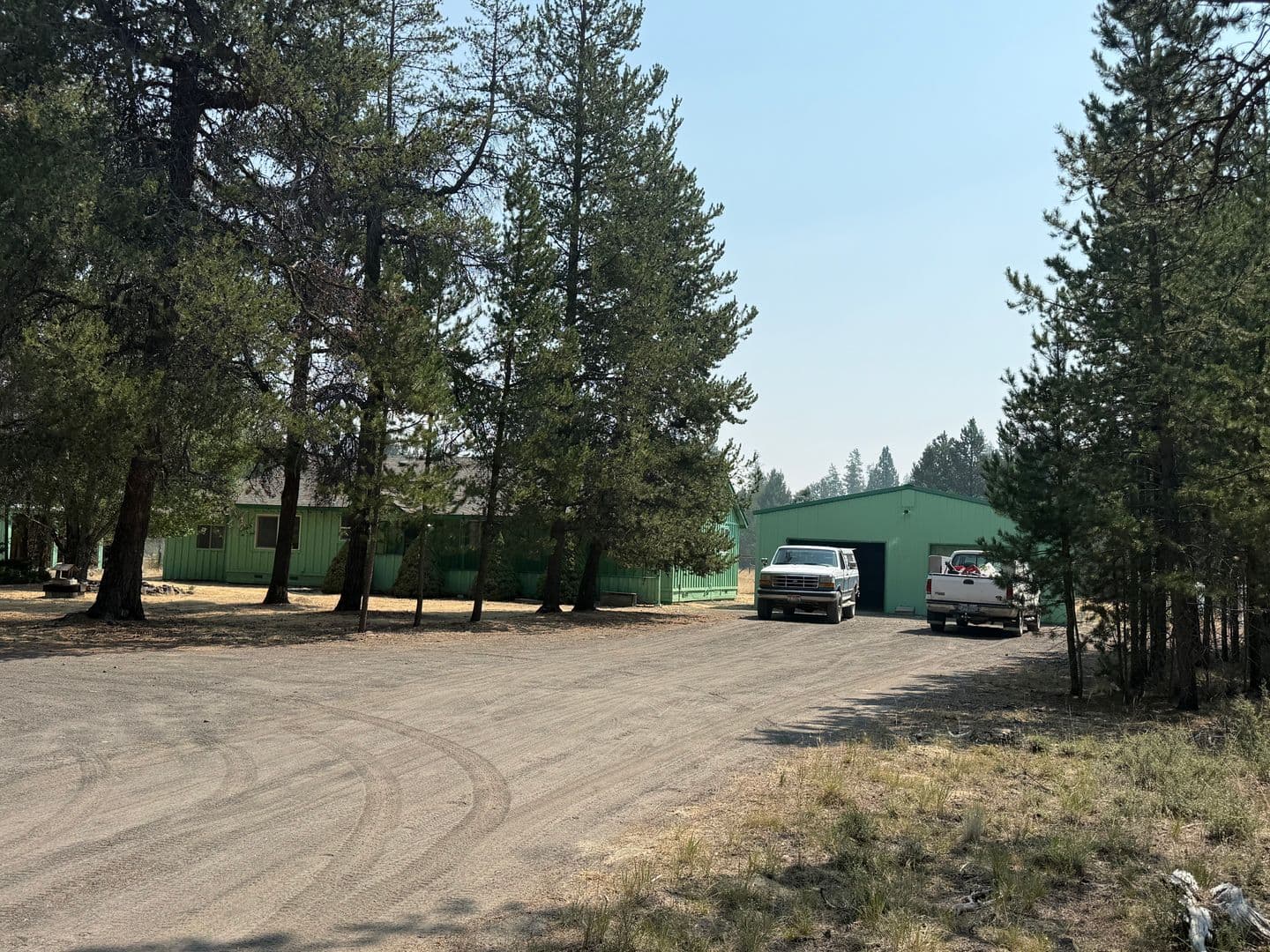 La Pine House: 149927 Midstate Rd