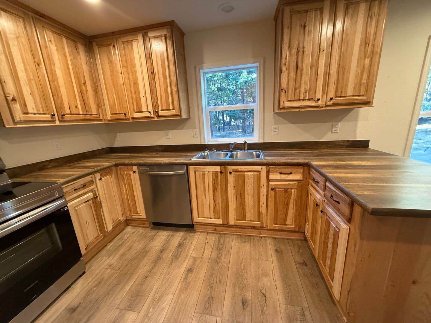 La Pine House: 53277 Big Timber Dr.