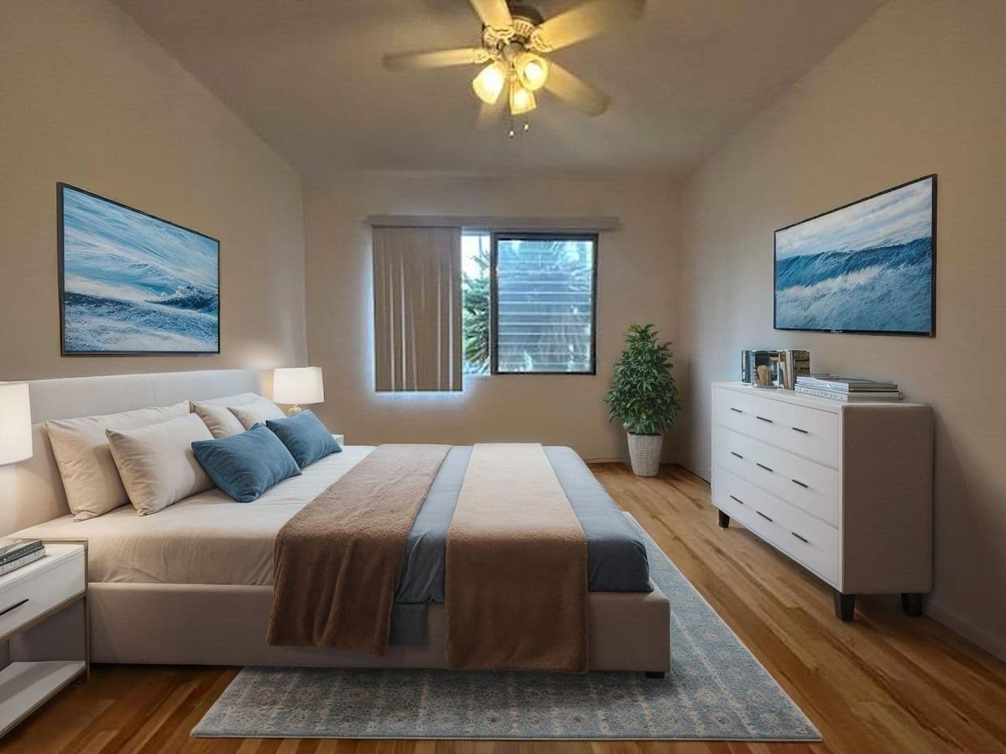 Santa Monica Apartment: 943 5th Street