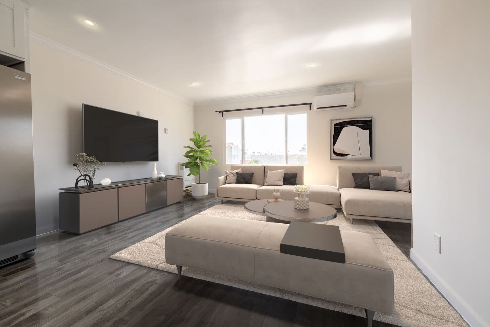 Los Angeles Apartment: 4641-4643 Pickford Street