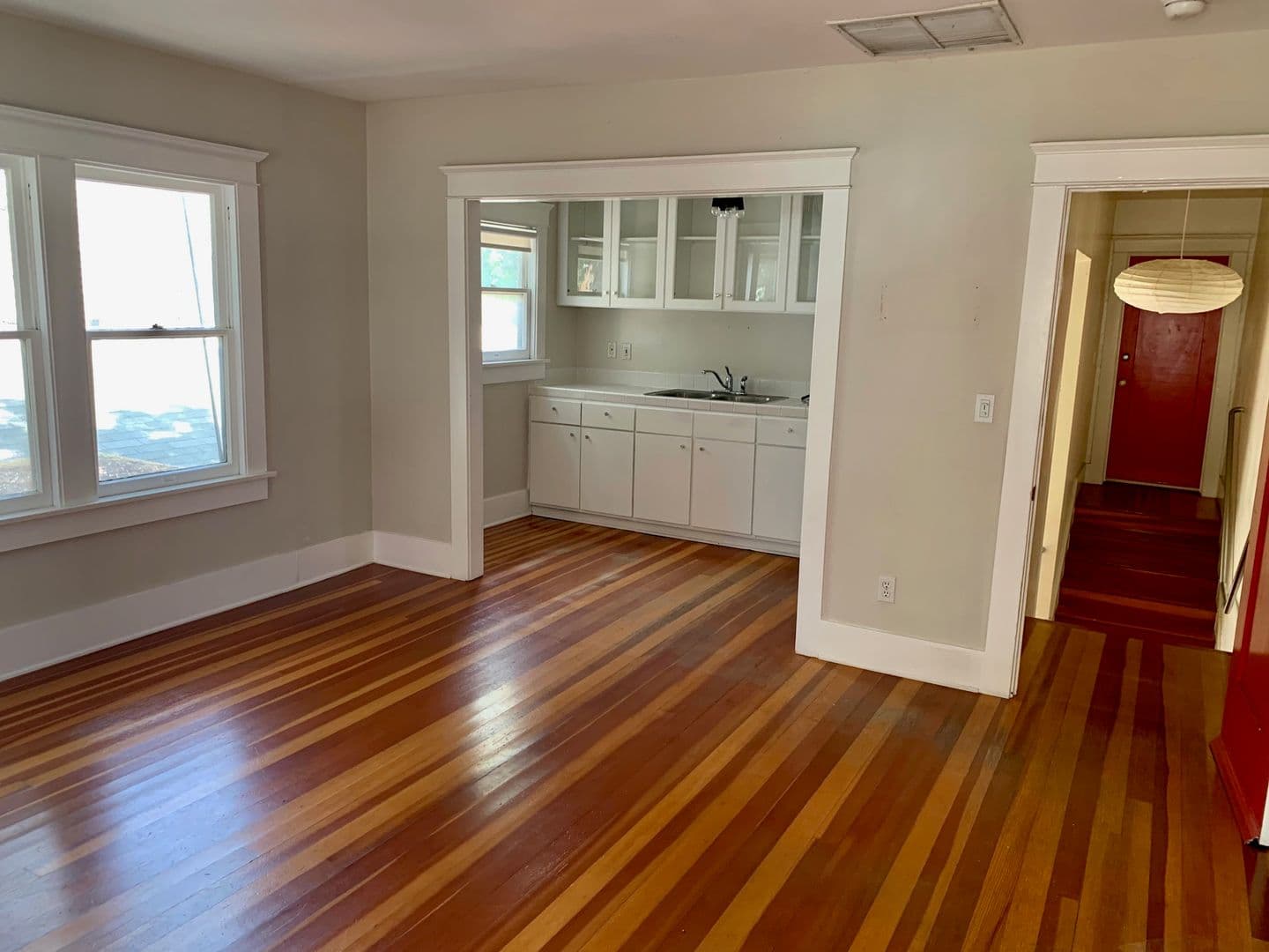 Venice Apartment: 205 Horizon Avenue