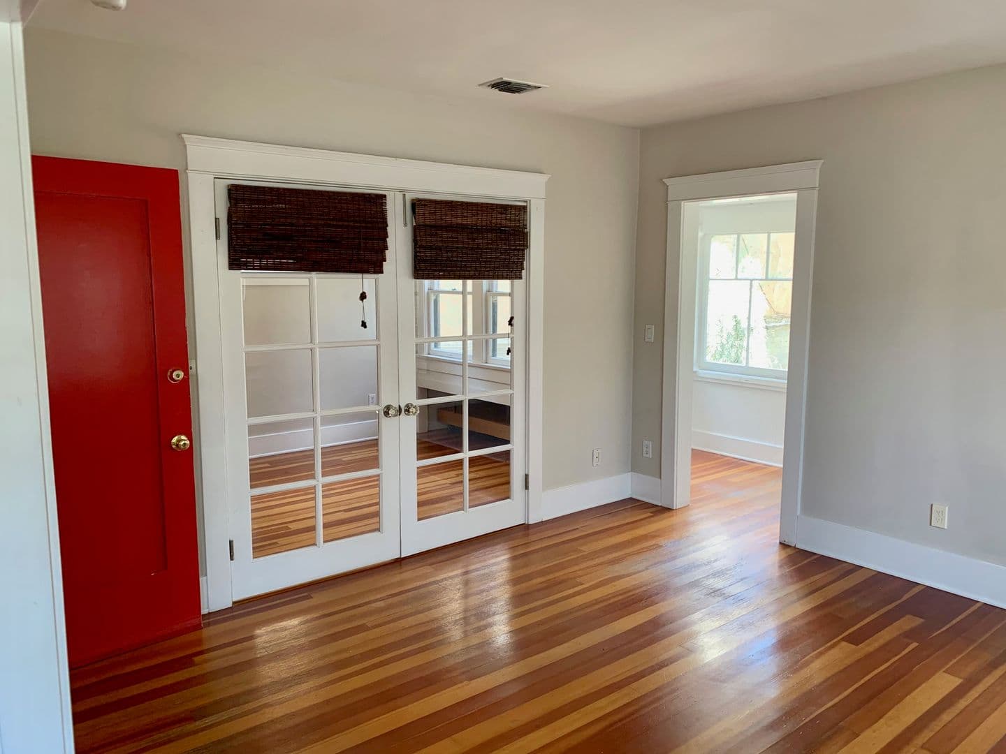 Venice Apartment: 205 Horizon Avenue