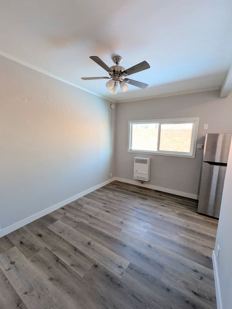 Los Angeles Apartment: 1517 W. 12th Place