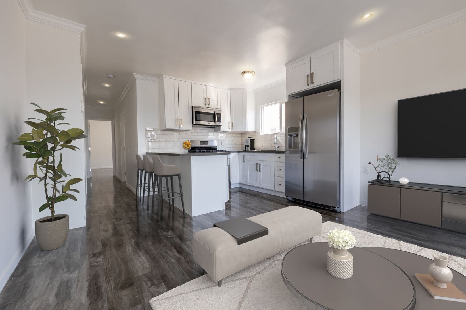 Los Angeles Apartment: 4641-4643 Pickford Street