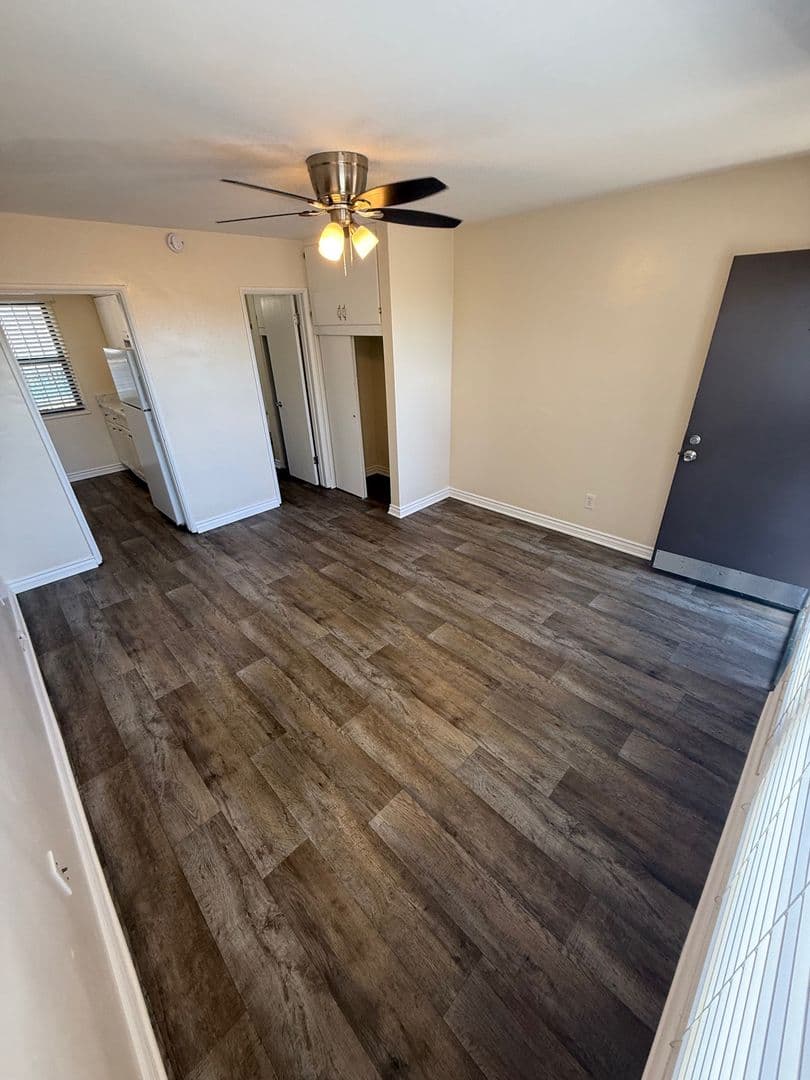 San Diego Apartment: 4053-55 Hamilton Street