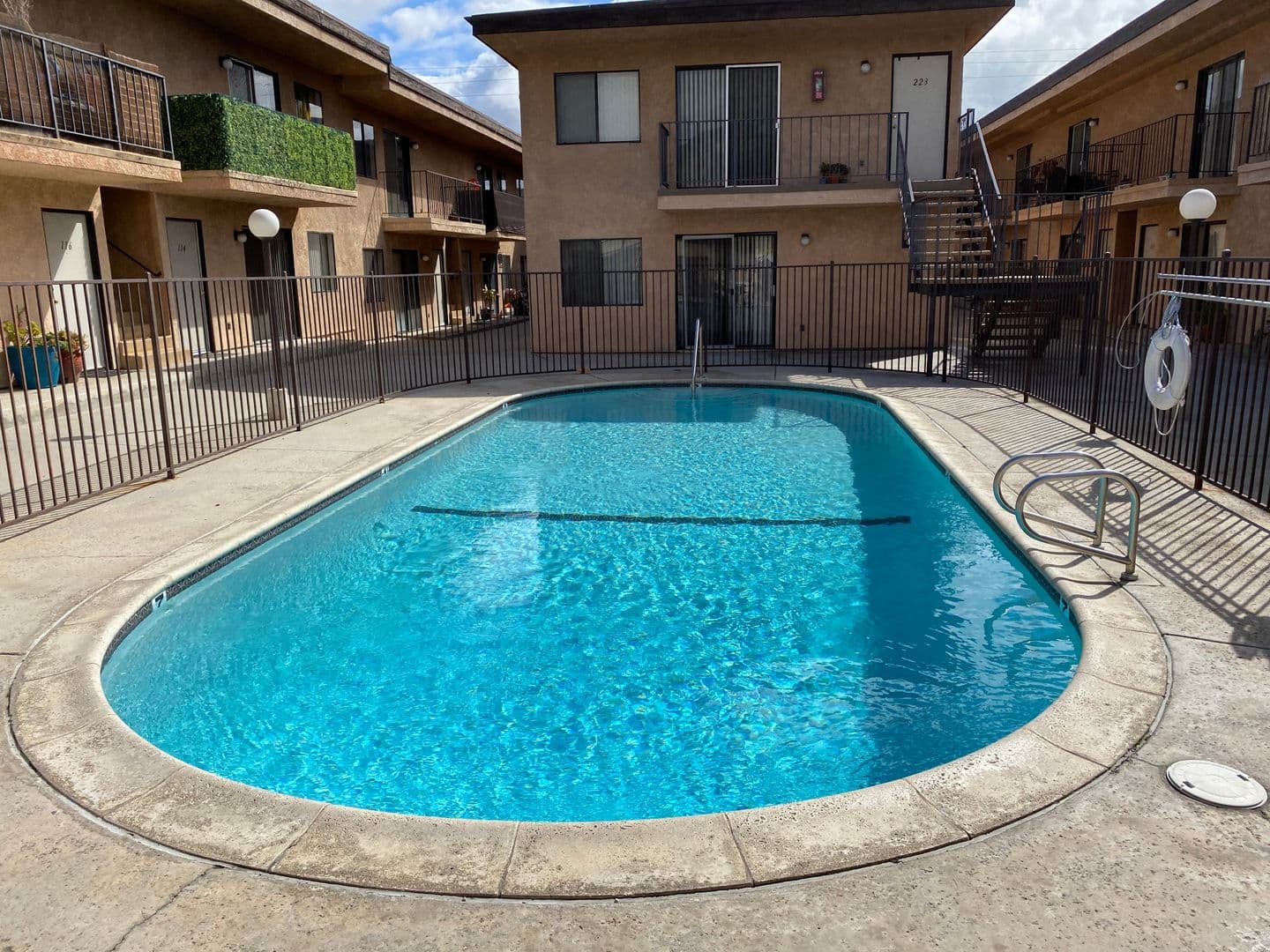 Castaic Apartment: 31727 Ridge Route Road