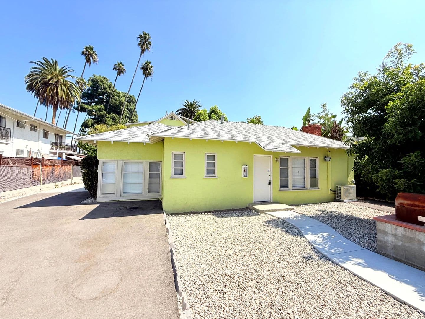 Pasadena Apartment: 607-611 N. El Molino Ave.