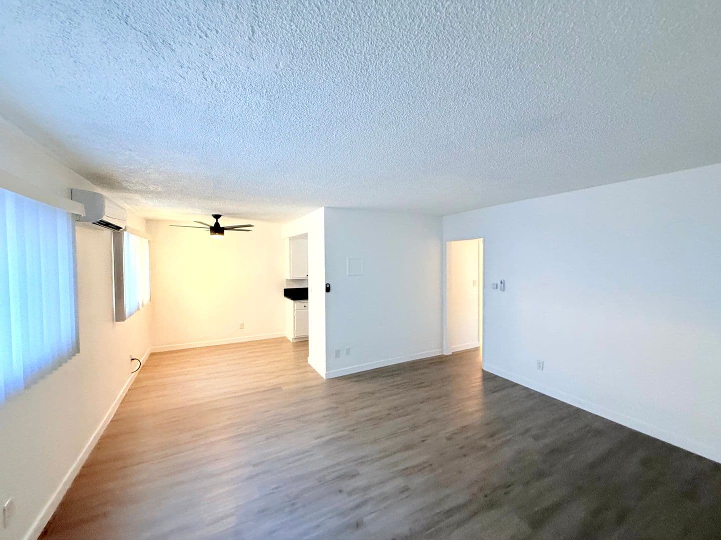 Los Angeles Apartment: 1426 South Point View St.