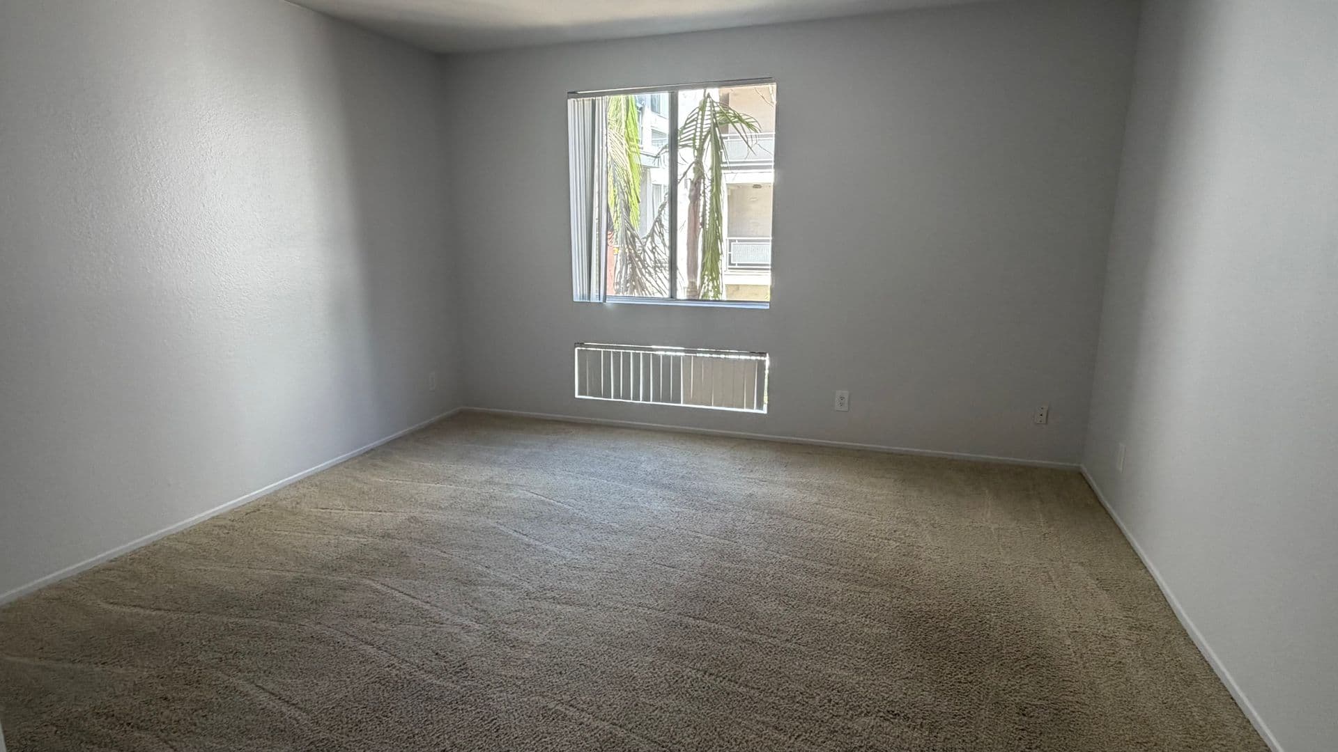 Los Angeles Apartment: 1443 N. Fuller Avenue