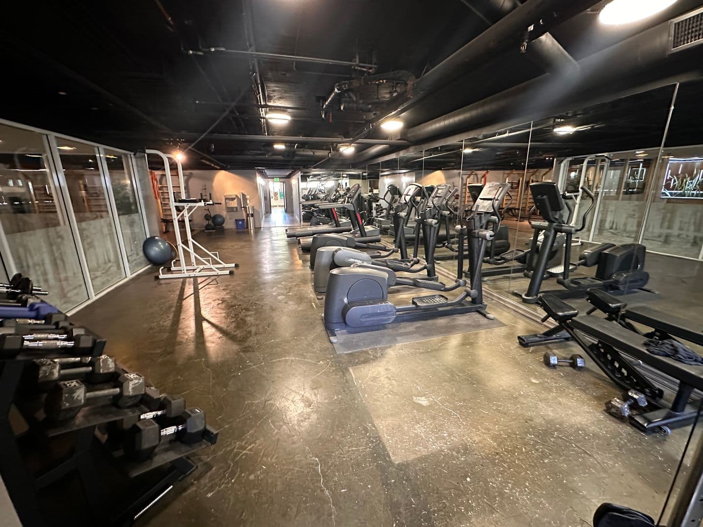 Los Angeles Apartment: 1443 N. Fuller Avenue