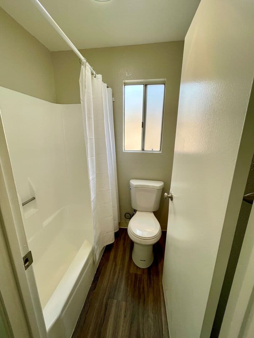 Castaic Apartment: 31717 Ridge Route Road