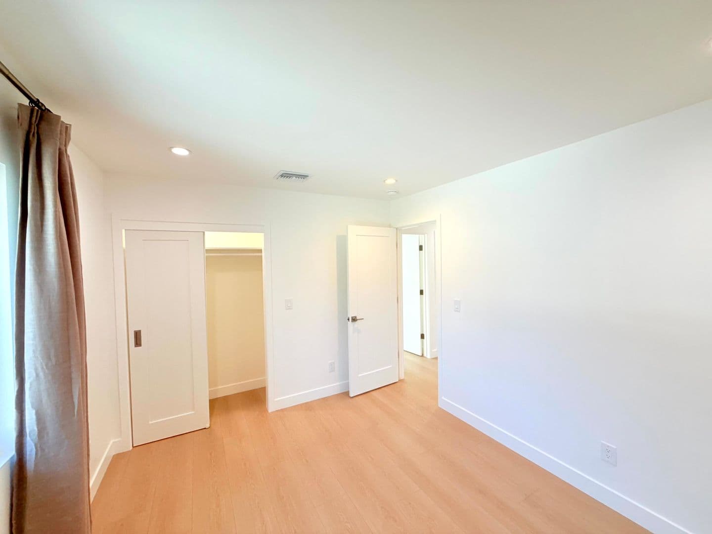 Pacoima Multiplex: 10839 Fellows Avenue - 10839 - House