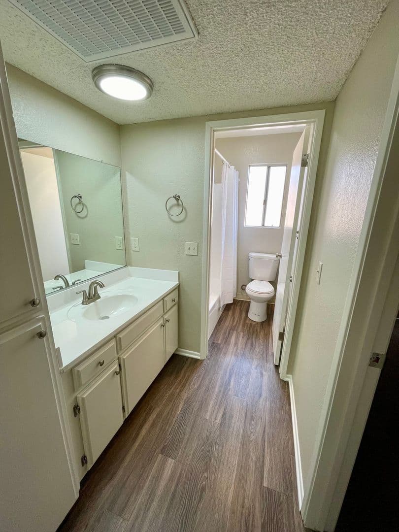 Castaic Apartment: 31717 Ridge Route Road